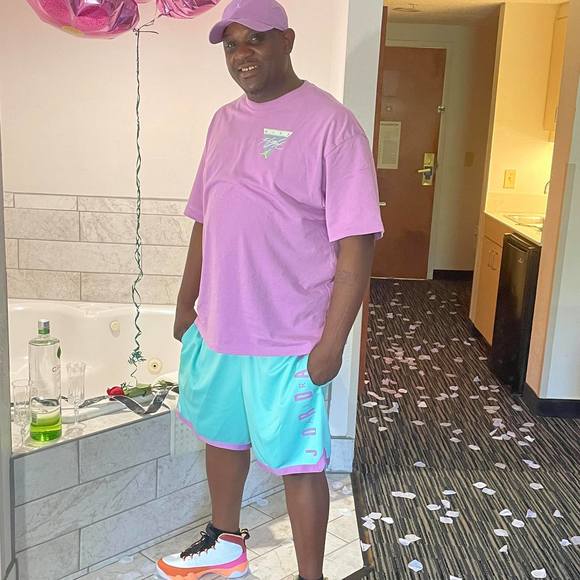 Meet your Posher, Albert - Picture 1 of 1